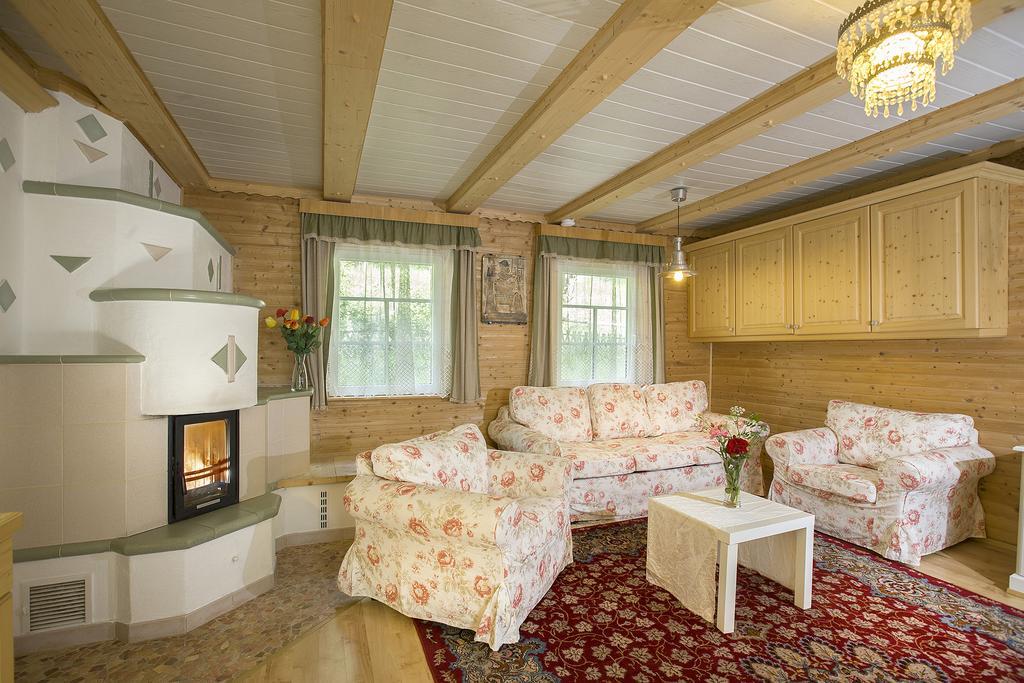 Das Altsteirische Landhaus - La Maison De Pronegg - Feriendomizil Im Biosphaerenpark Wienerwald Pressbaum Szoba fotó